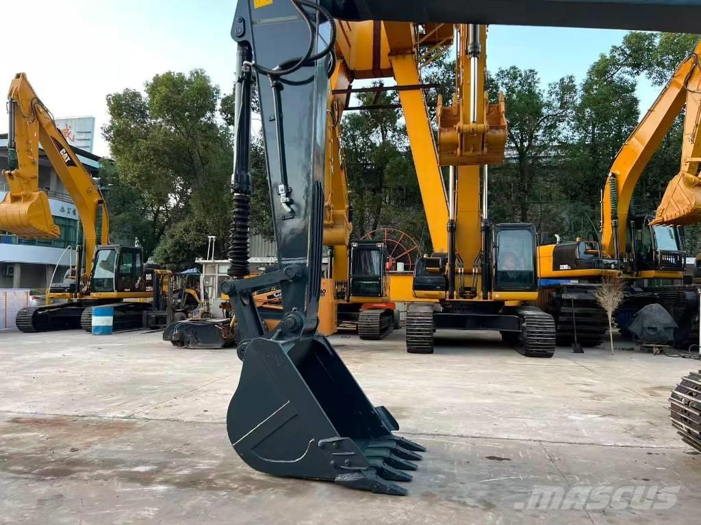 Hyundai R220LC-9S 중형굴삭기 7톤-28톤