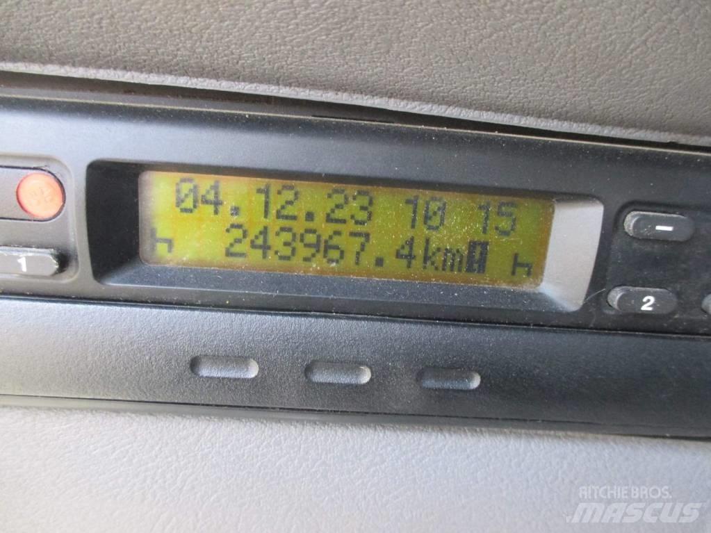 Renault Kerax 380 크레인 트럭