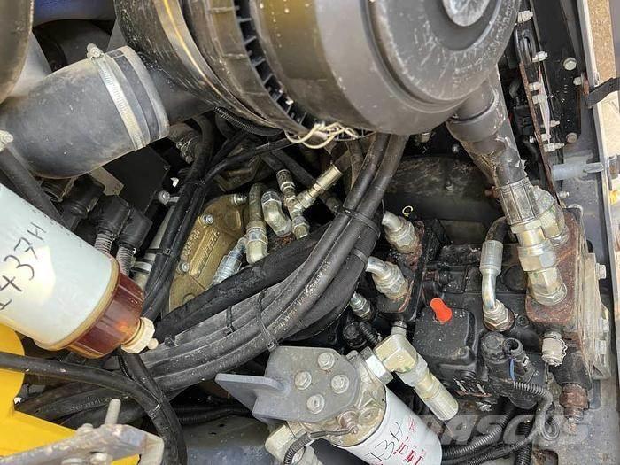 Dynapac CC 2200 트윈 드럼 롤러