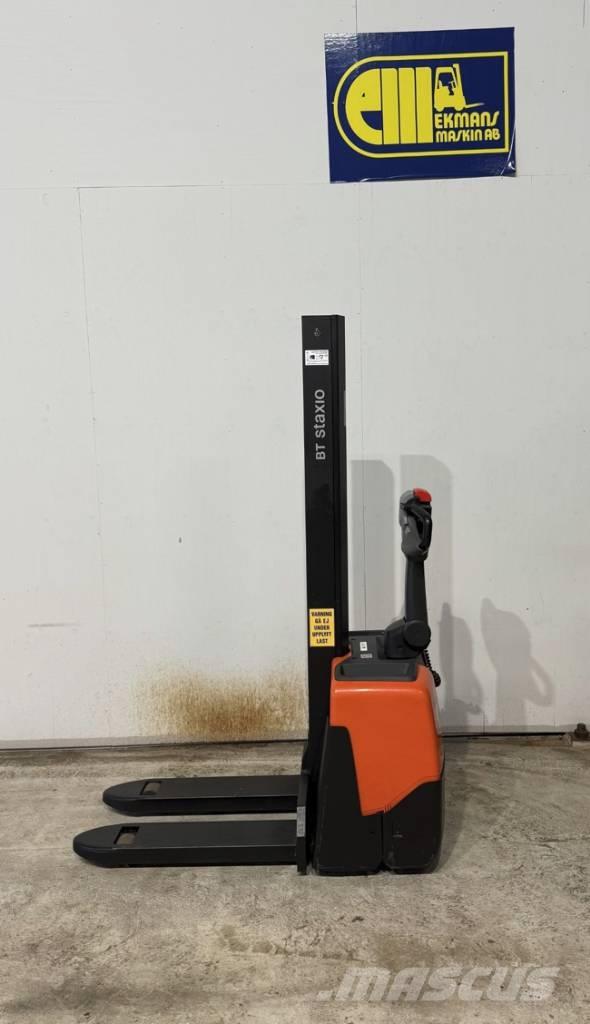 BT truck HWE 100 경량 리프터