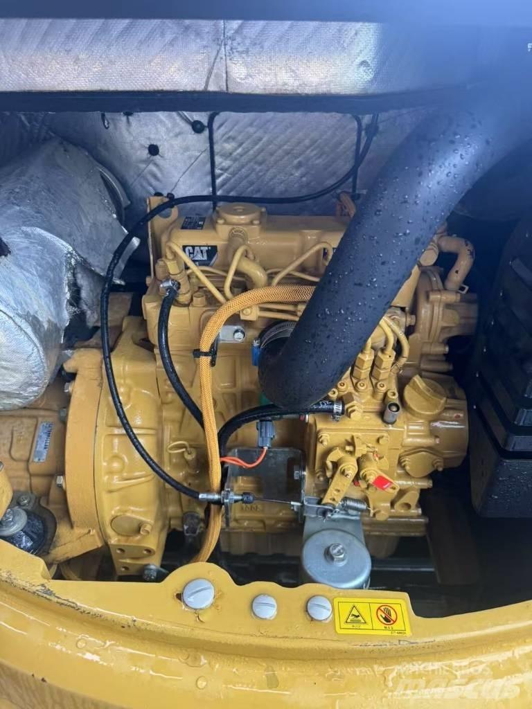 CAT CAT303ECR 소형 굴삭기 7톤 미만