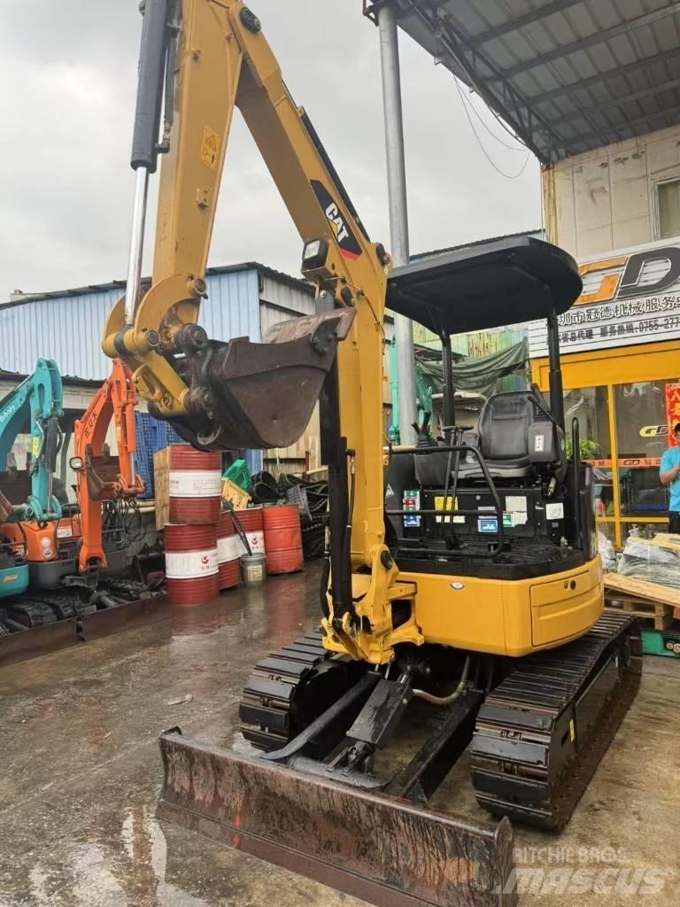 CAT CAT303ECR 소형 굴삭기 7톤 미만