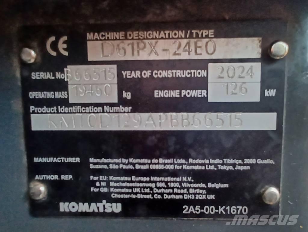 Komatsu D61PX-24 크롤러 도저