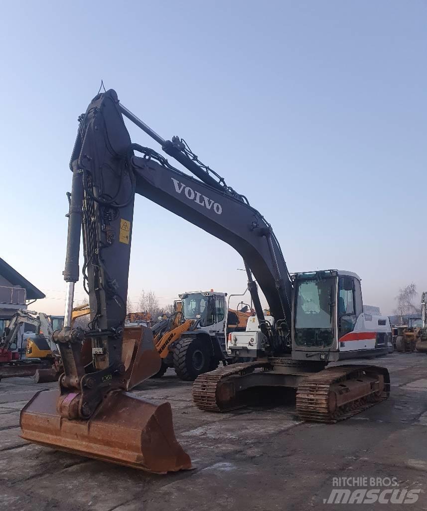 Volvo EC 250 D N L 대형 굴삭기 29톤 이상