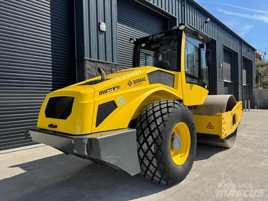 Bomag BW 213 D H-2 싱글 드럼 롤러