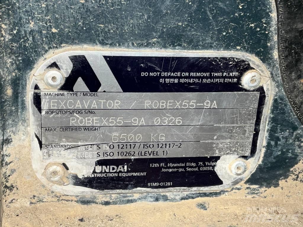 Hyundai Robex 55-9 A 캐빈 및 인테리어