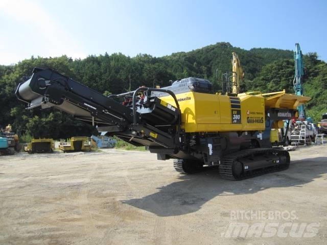 Komatsu BR380JG-3 이동식 분쇄기
