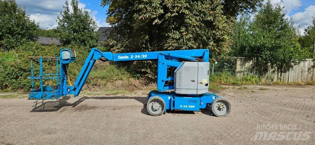 Genie Z 34/22 N 관절형 전동이동 리프트
