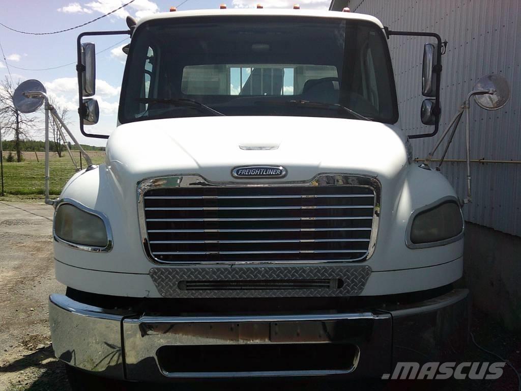 Freightliner M2 새시 운전실 트럭