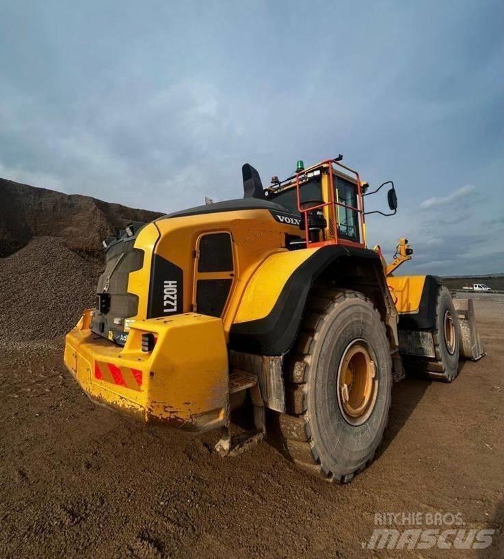Volvo L 220 H  휠로우더