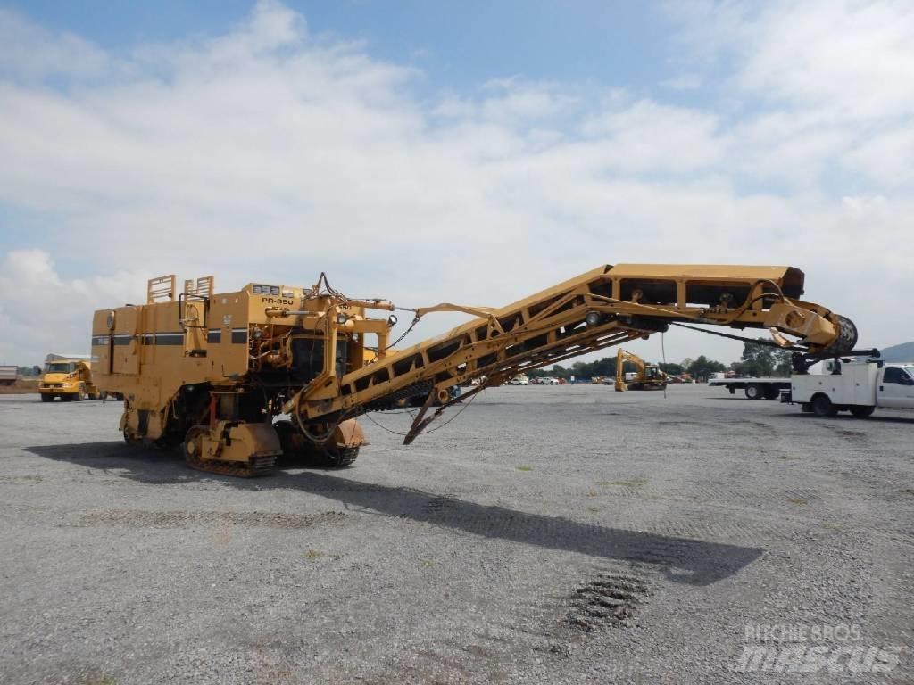 CMI PR650 아스팔트 포장장비