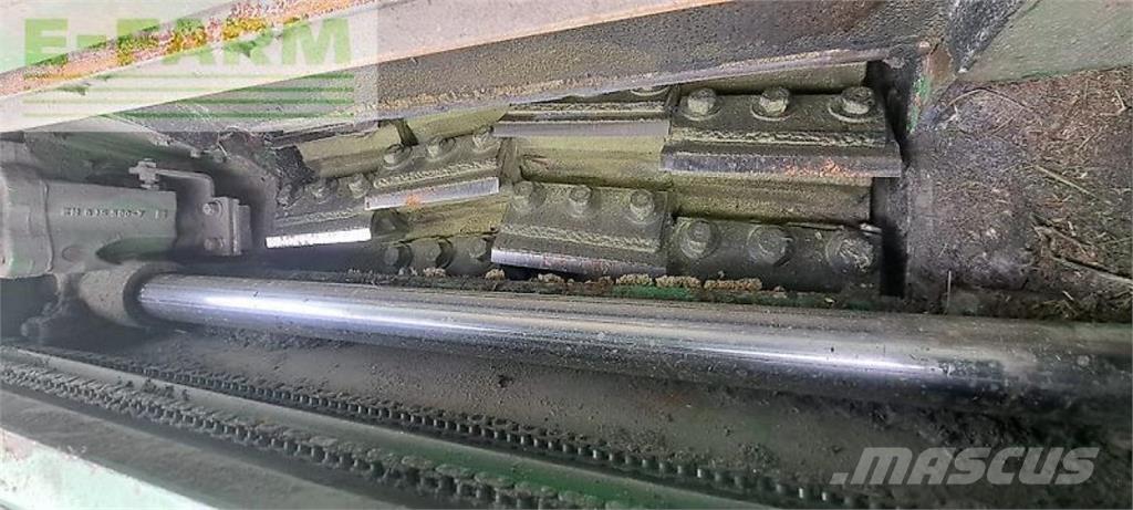 John Deere 8400 자동 초지기계