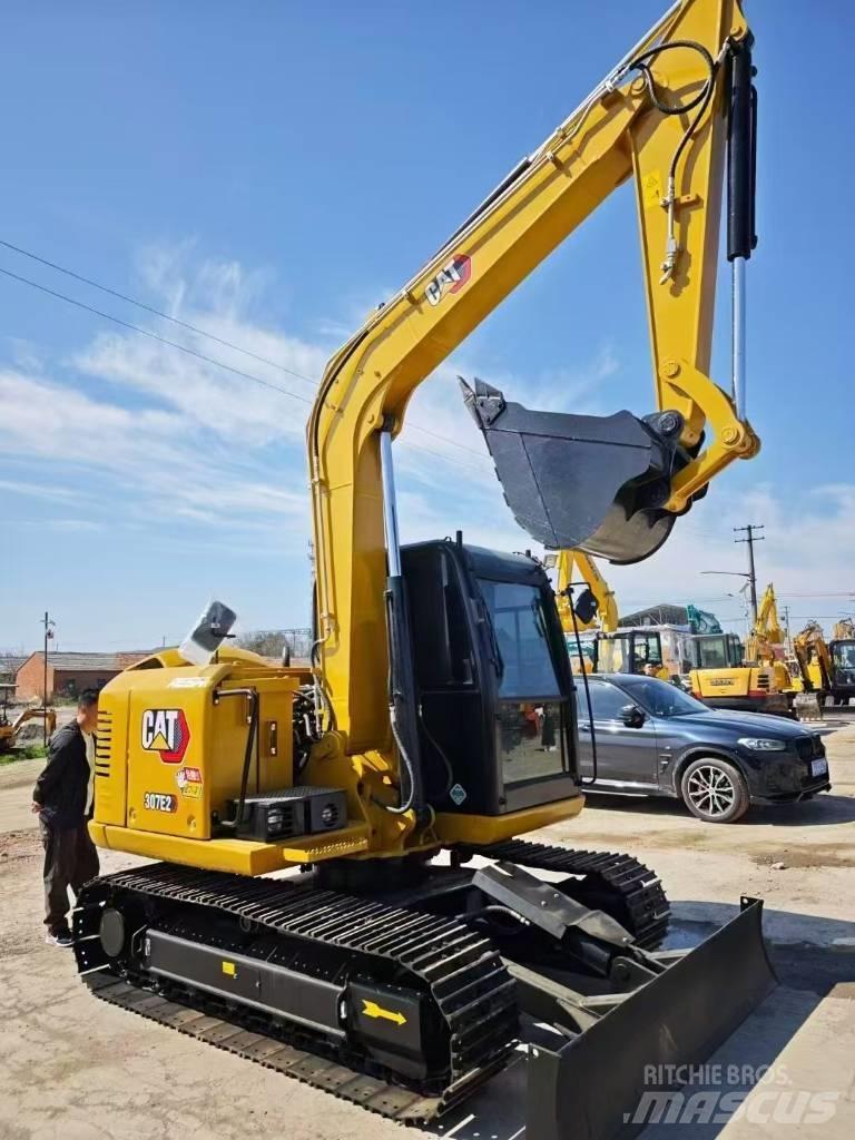 CAT 307E2 대형 굴삭기 29톤 이상