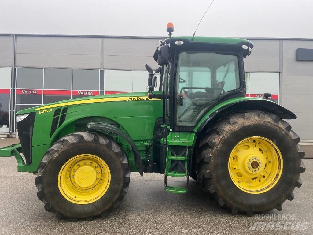 John Deere 8310 R 트랙터