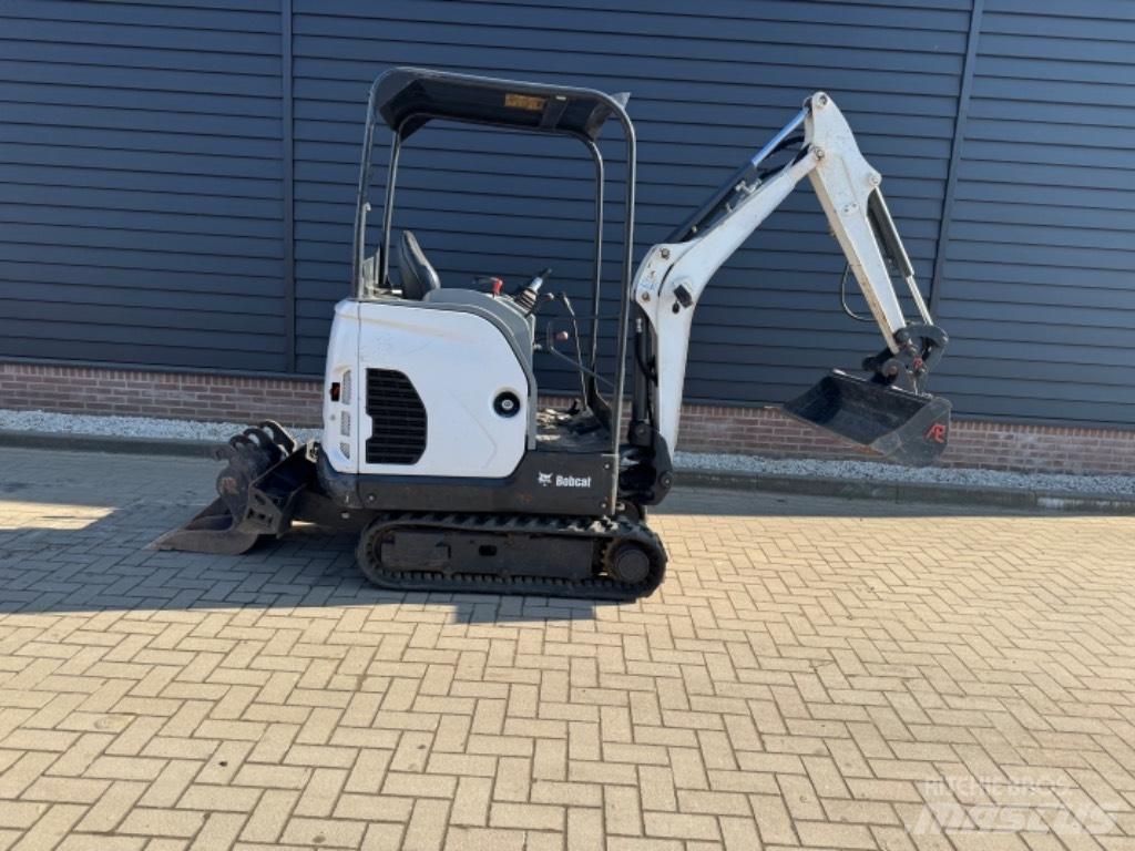 Bobcat E 17 소형 굴삭기 7톤 미만