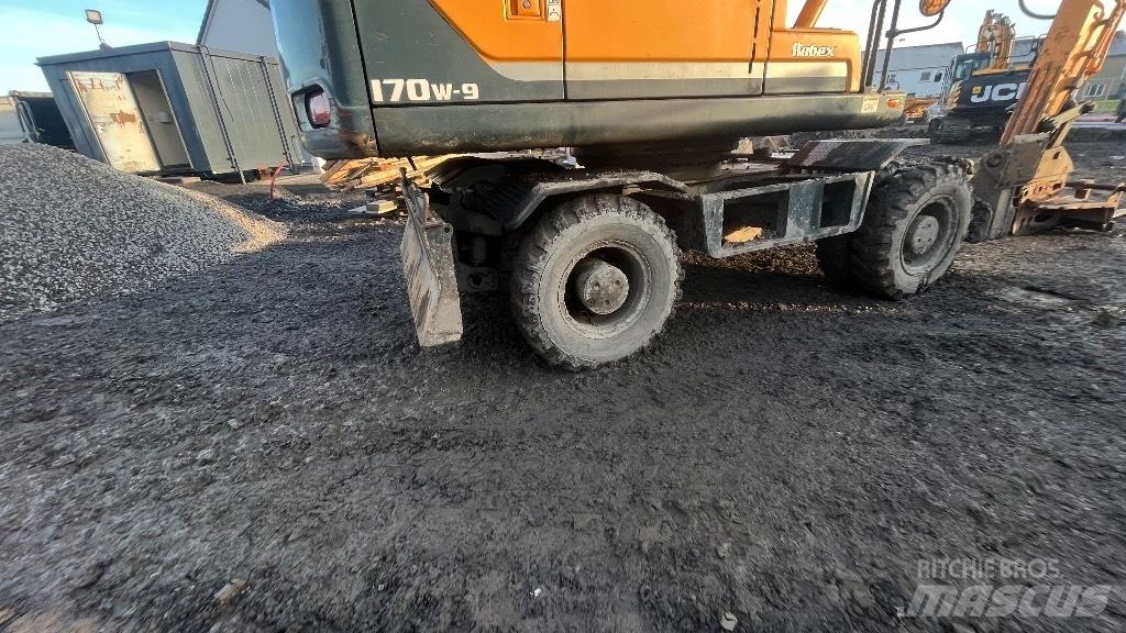 Hyundai Robex 170w-9  휠 굴삭기