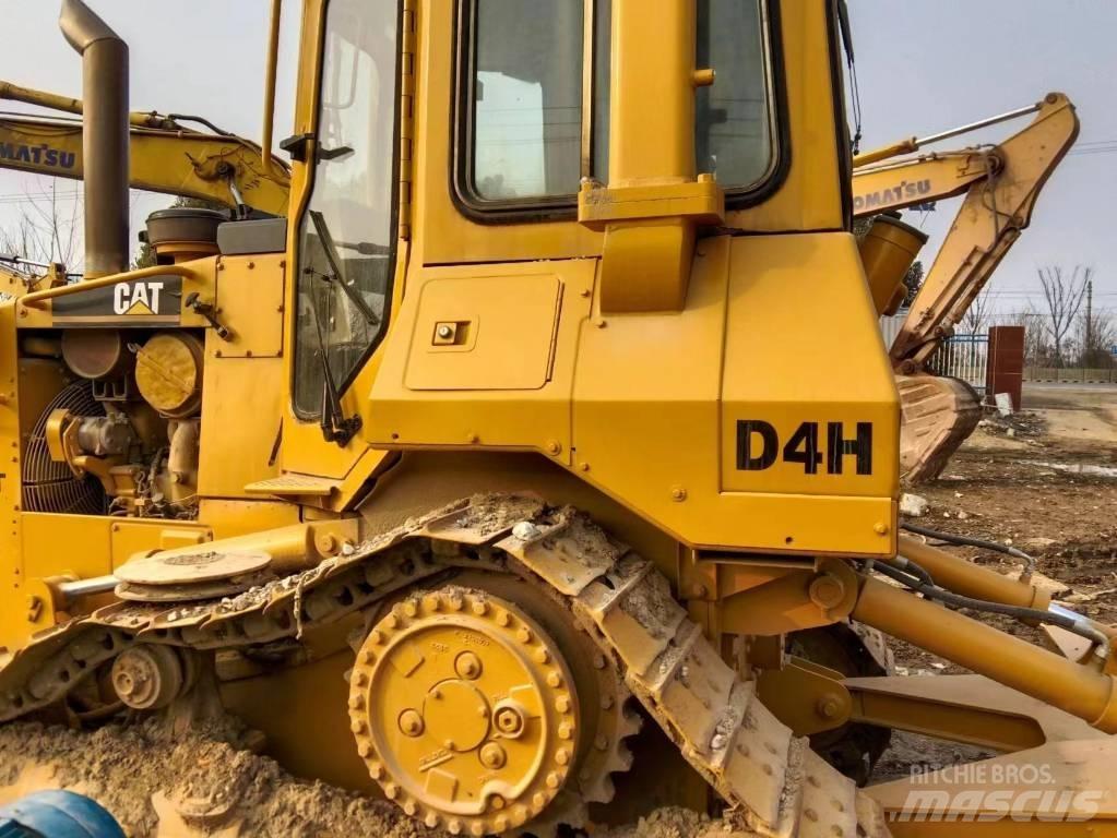 CAT D 4 H 크롤러 도저