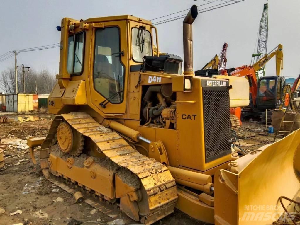 CAT D 4 H 크롤러 도저