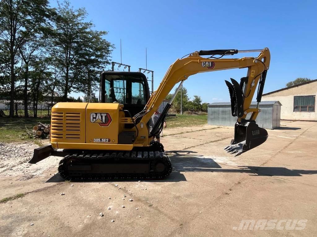 CAT 305.5 E2 소형 굴삭기 7톤 미만