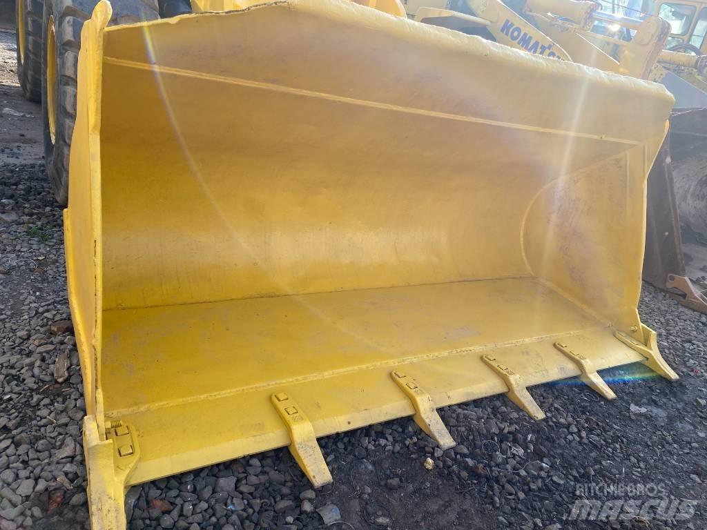 Komatsu WA 320-5  휠로우더