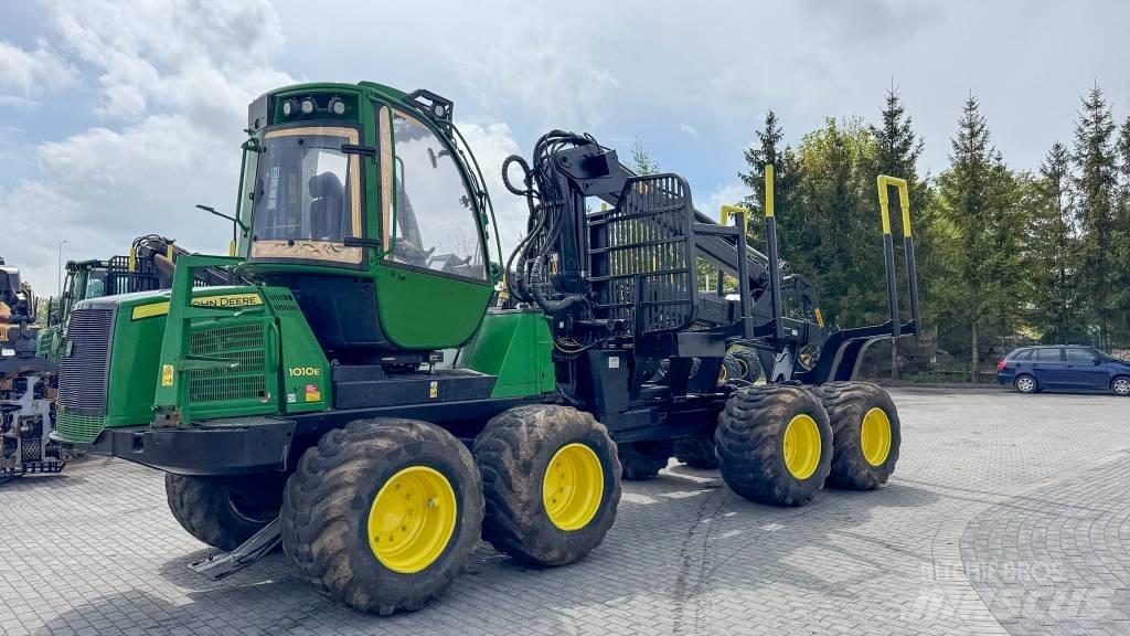 John Deere 1010 E 원목 포워더