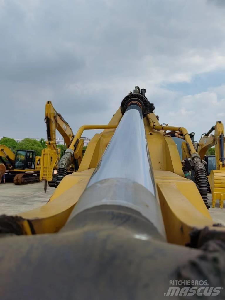 CAT 330 대형 굴삭기 29톤 이상