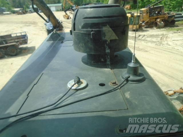 CAT 535 C 목재스키더