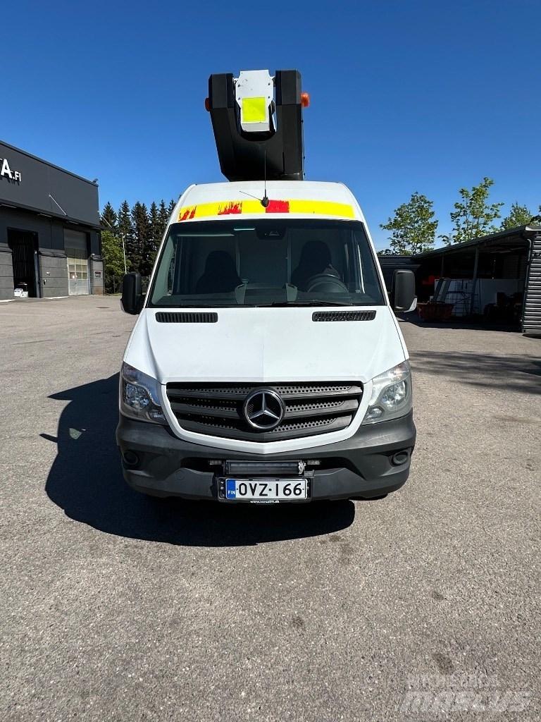 VERSALIFT VDT-170-F 트럭 탑재 고소작업대