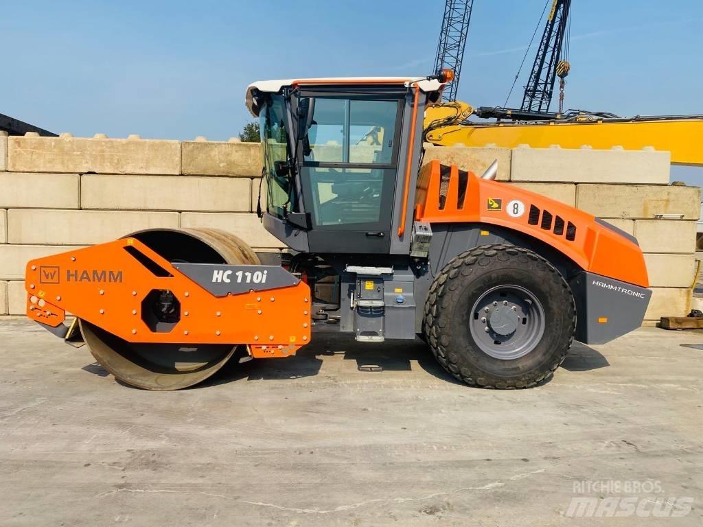 Hamm hc110 i 싱글 드럼 롤러