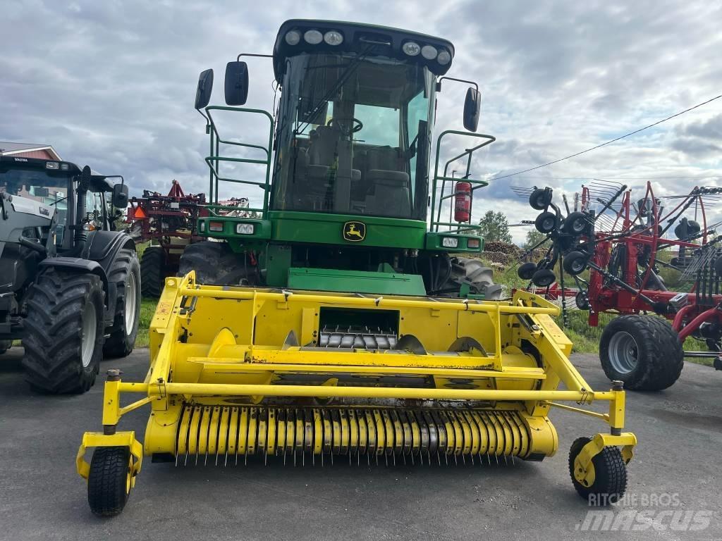 John Deere 7250 자동 초지기계
