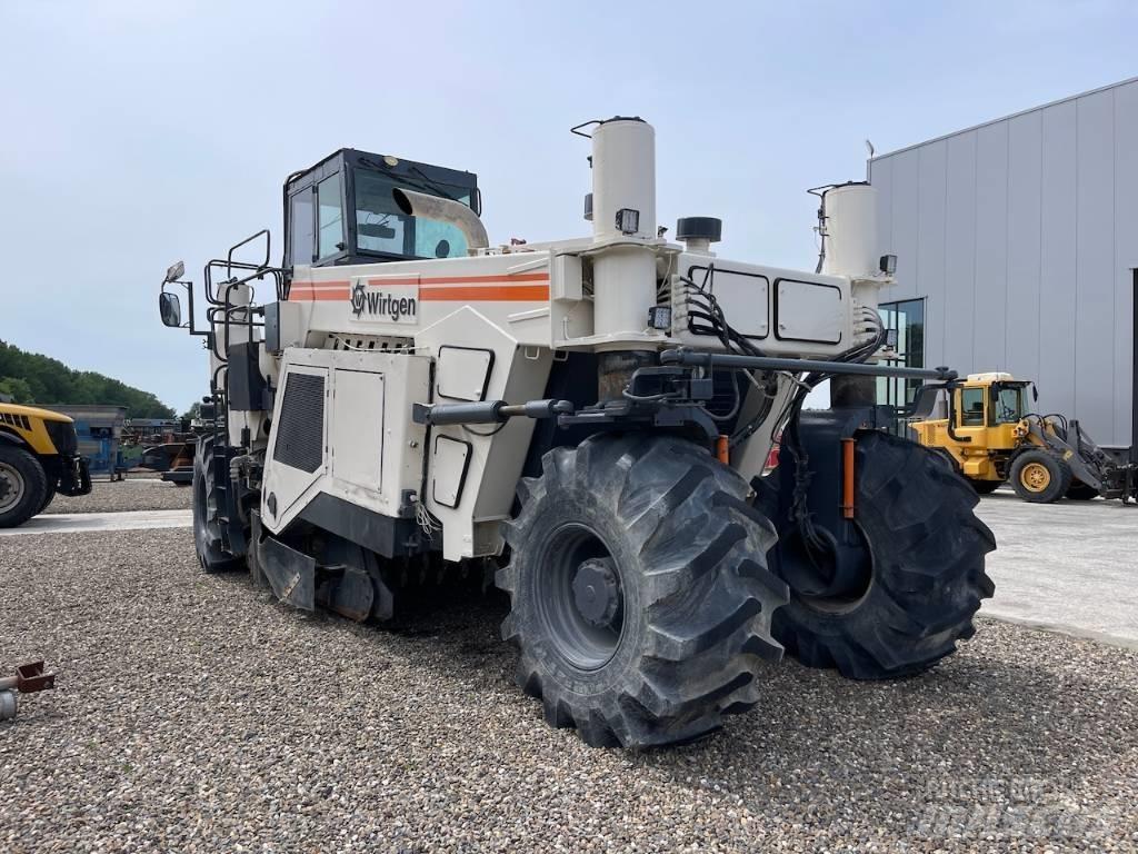 Wirtgen WR2500 아스팔트 리사이클러