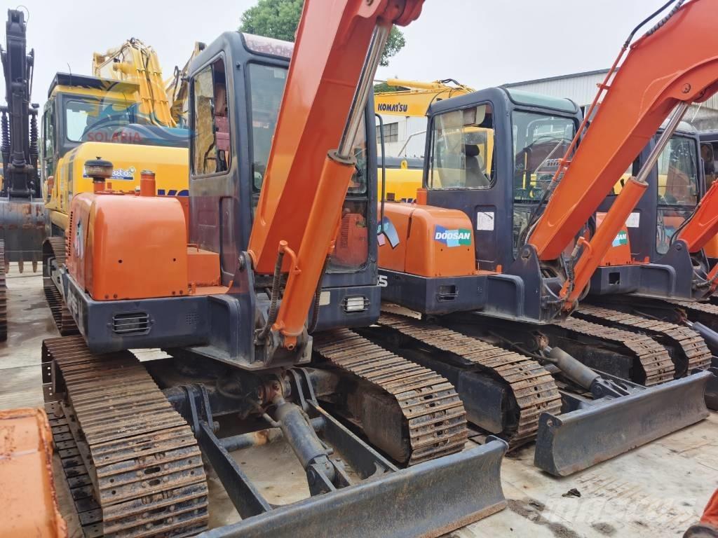 Doosan DH 55 소형 굴삭기 7톤 미만