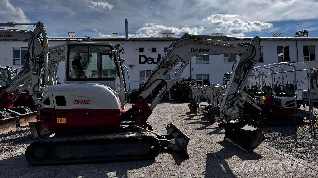 Takeuchi TB 260 소형 굴삭기 7톤 미만