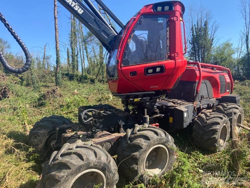 Komatsu 901XC 원목 하베스터
