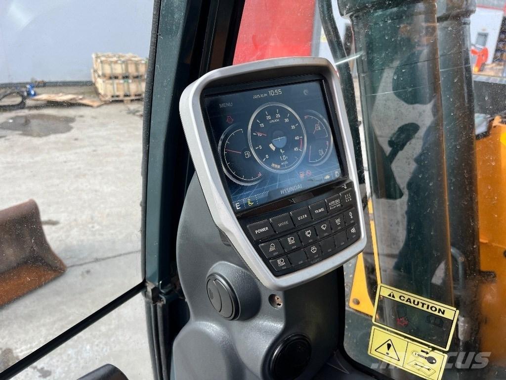 Hyundai HX125LCR 대형 굴삭기 29톤 이상