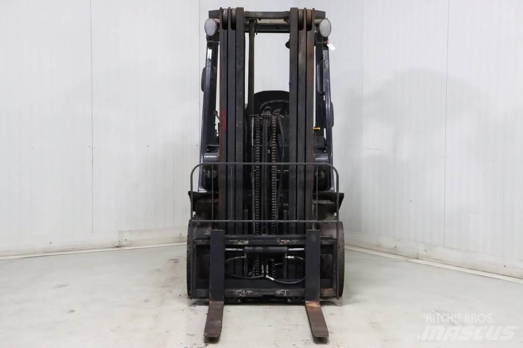 Nissan U1D2A20LQ LPG 지게차