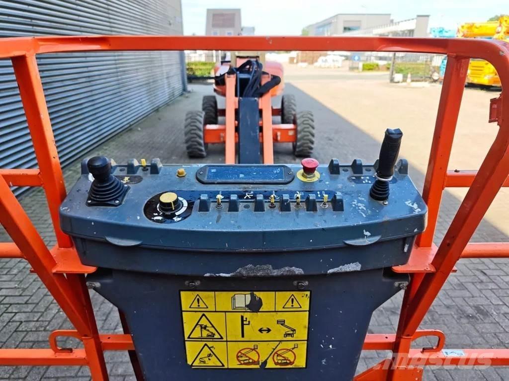 JLG E600 JP 관절형 전동이동 리프트
