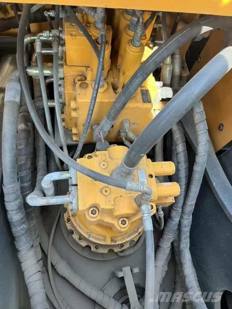 Hyundai 215VS 대형 굴삭기 29톤 이상