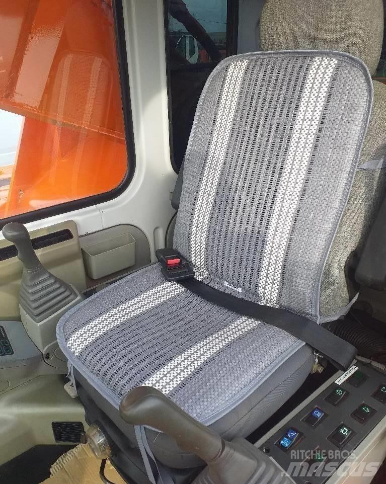 Daewoo 520 LCV 대형 굴삭기 29톤 이상