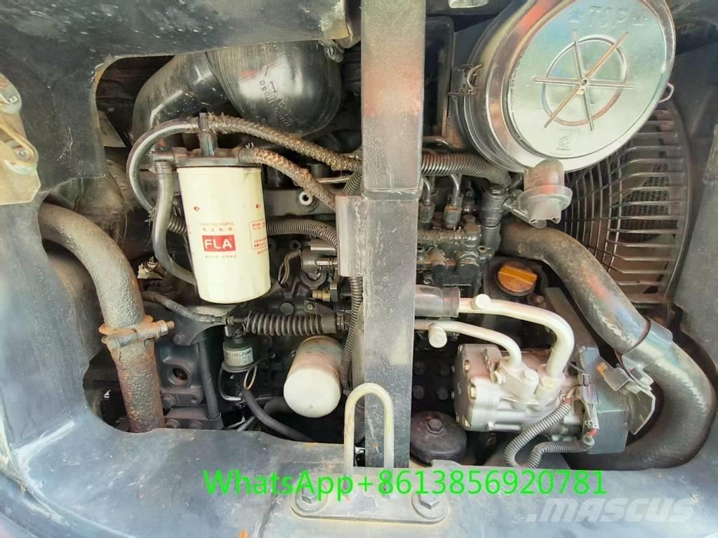 Hitachi ZX 50 소형 굴삭기 7톤 미만