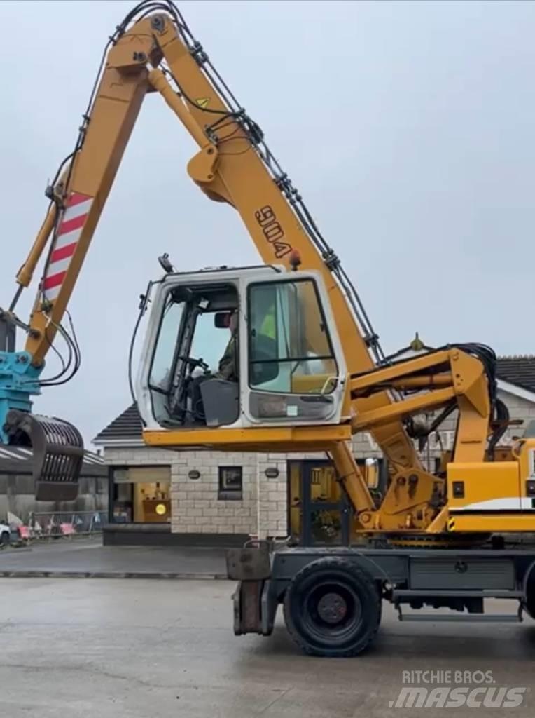 Liebherr A 904 C 폐기물/산업 처리기
