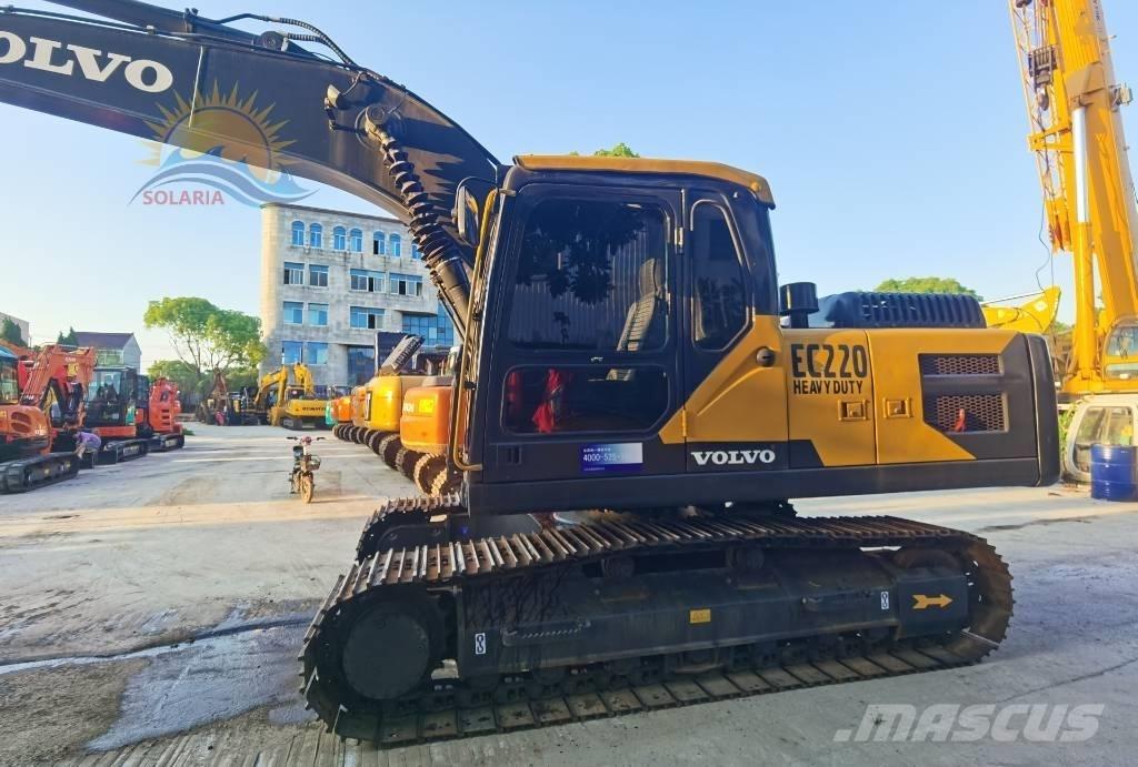 Volvo EC 220 DL 대형 굴삭기 29톤 이상