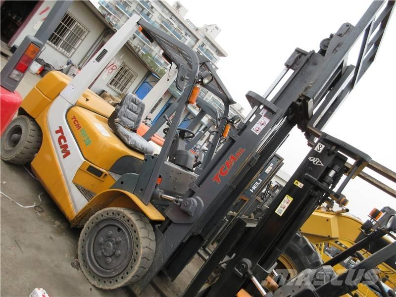 CAT FD 30 디젤 지게차