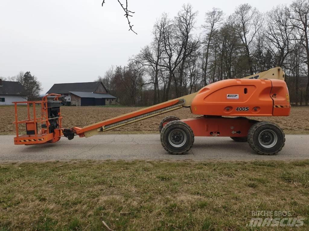 JLG 400 S 견인식 전동이동 리프트