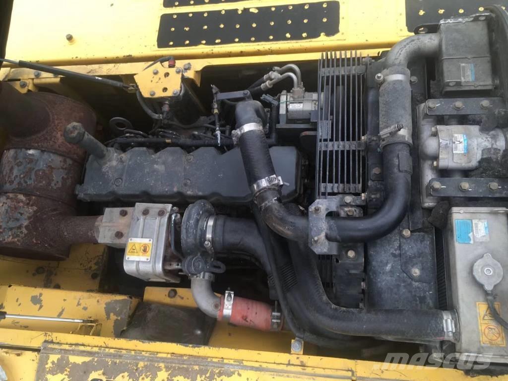Komatsu pc220-8 대형 굴삭기 29톤 이상