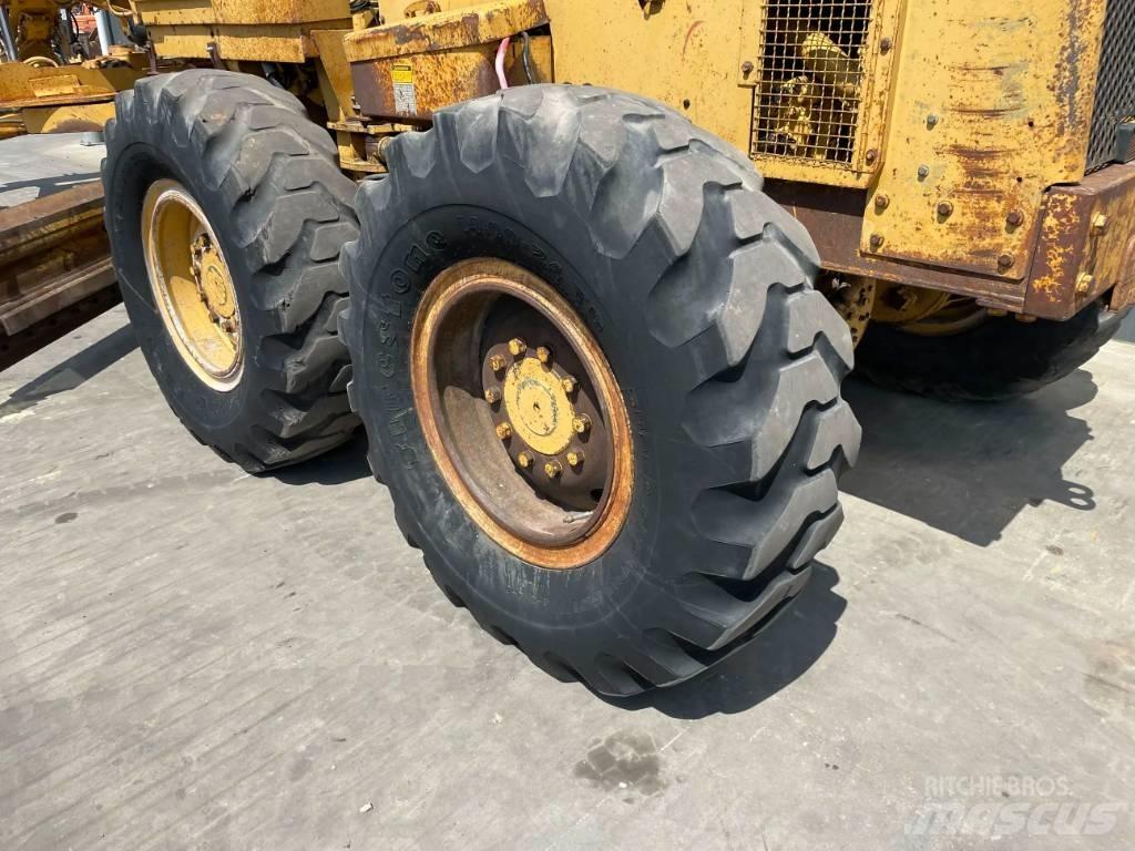 CAT 140G 그레이더