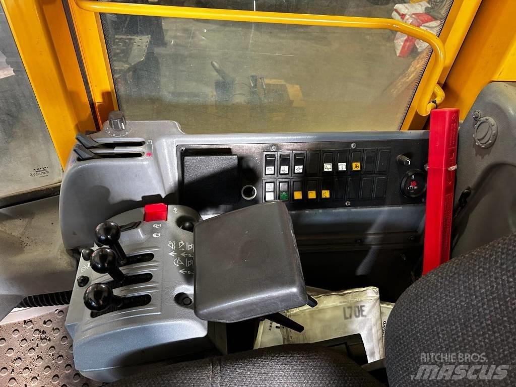 Volvo L 70 E 미니 로더