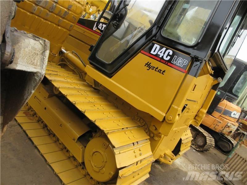 CAT D 4 C 크롤러 도저