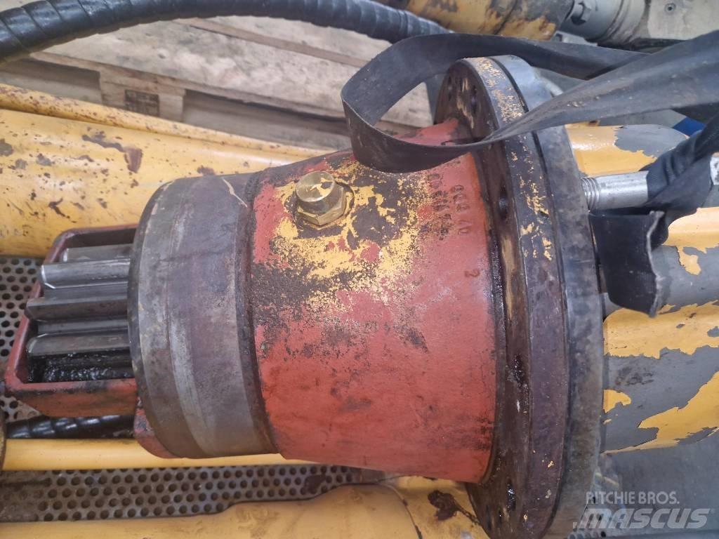 Liebherr SAT 300/213 유압식 기계