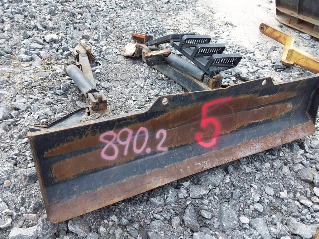 Valmet 890 기타 구성품